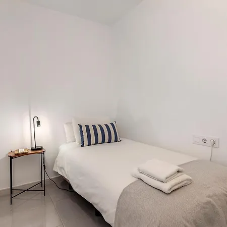 La Gola Apartment, First-line Beachfront, Newly Refurbished