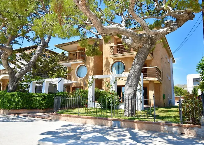 La Gola, Private Garden With Access, Refurbished Apartment Port de Pollença