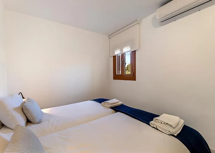 شقة La Gola, Private Garden With Access, Refurbished