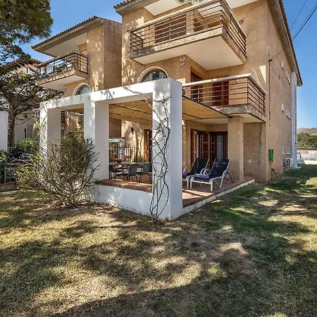 Apartment La Gola Apartment, First-line Beachfront, Newly Refurbished *
