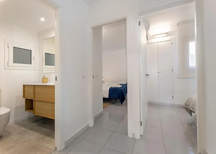 La Gola, Private Garden With Access, Refurbished *