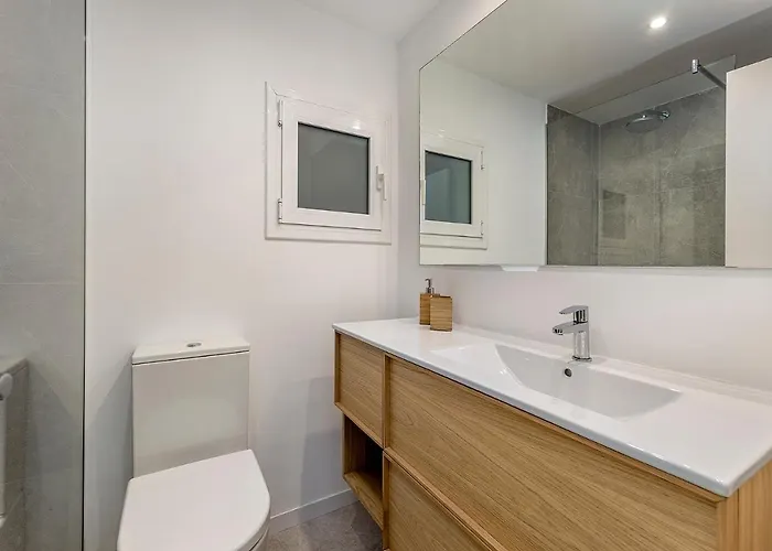 La Gola, Private Garden With Access, Refurbished