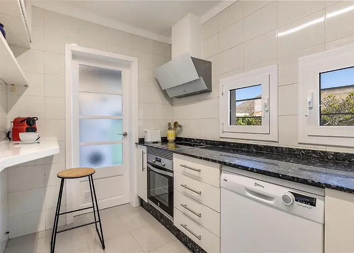 Apartamento La Gola, Private Garden With Access, Refurbished Puerto Pollensa