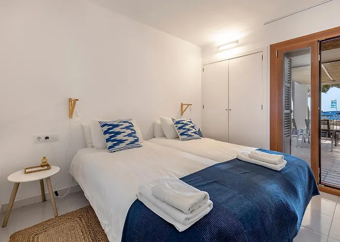 La Gola, Private Garden With Access, Refurbished